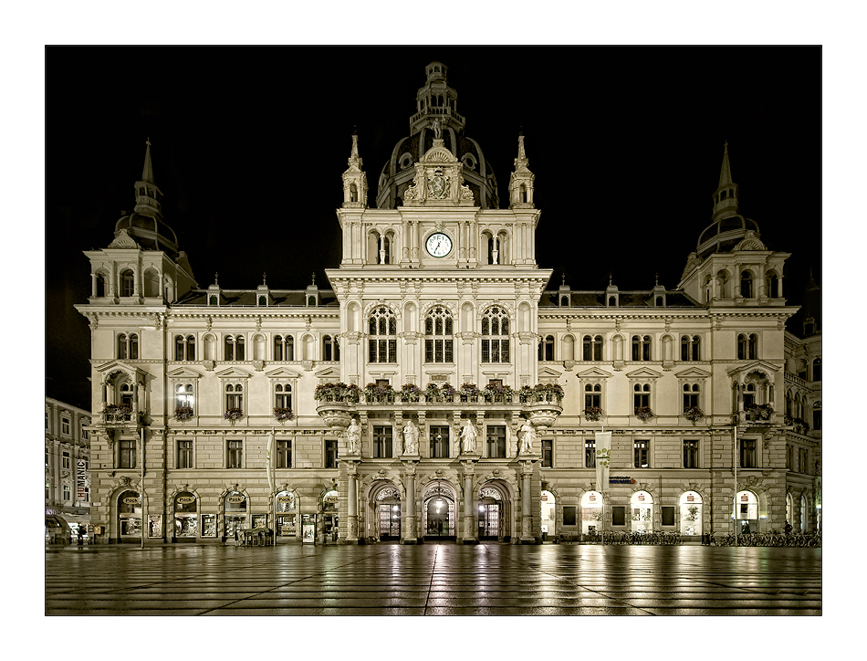 Town Hall Graz, at night